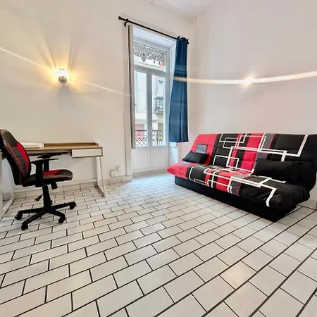 Lägenhet - Alsace Lorraine & Train Station - Prime Location Near Amenities *